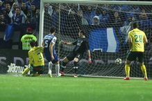 FC Porto e Paços de Ferreira jogaram este domingo na Mata Real