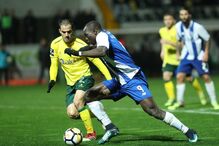 FC Porto e Paços de Ferreira jogaram este domingo na Mata Real