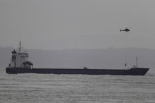 Navio Betanzos encalhado em Lisboa