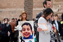 Milhares de pessoas choram a morte de Gabriel Cruz