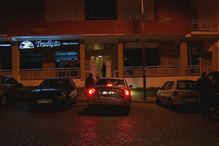 Mulher foi encontrada morta pelo filho