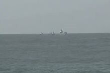 Navio Betanzos desencalhou na barra do Tejo