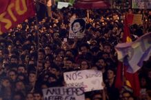 Milhares saíram à rua no Rio de Janeiro para homenagear Marielle Franco