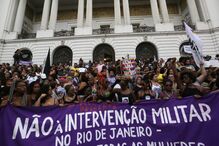 Milhares saíram à rua no Rio de Janeiro para homenagear Marielle Franco