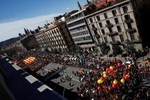 Protesto foi convocado por movimentos constitucionalistas