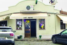 Café Ribeiro, na freguesia de Lousado, onde foi registado o boletim premiado