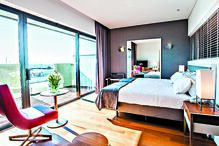 Pestana Cidadela Cascais – Pousada & Art District, cascais, obras de arte, biblioteca solidária