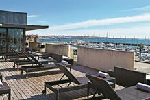 Pestana Cidadela Cascais – Pousada & Art District, cascais, obras de arte, biblioteca solidária