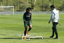 Gelson Martins no treino da Seleção Nacional de futebol