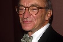 Charles Lazarus, o fundador da Toys 'R' Us