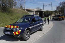 Dispara e faz reféns em supermercado no Sul de França