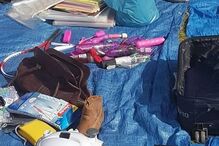 Vende brinquedos sexuais usados em feira da bagageira