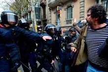 Confrontos em Barcelona