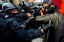 Confrontos em Barcelona