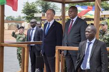 Marcelo Rebelo de Sousa visita militares em missão na República Centro-Africana