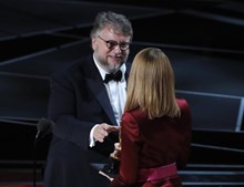 Guillermo del Toro vence 'Melhor Realizador' por 'A Forma da Água'