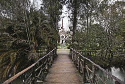 Parque das Termas da Curia tem no seu espaço românticos jardins