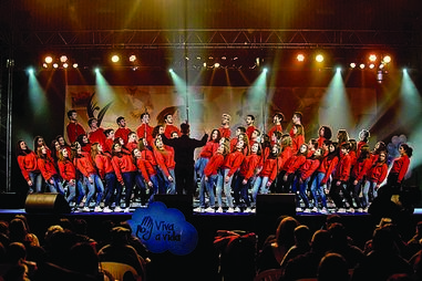 O coro Mozart de Viseu atuou nas galas 'Viva a Vida' da CMTV