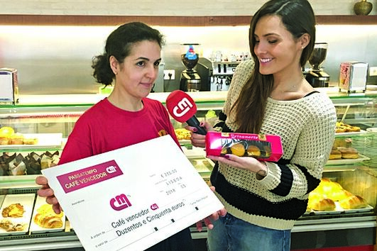 Ana Ferreira, proprietária do café Brisnorte, em Leiria, esteve à conversa com a apresentadora da CMTV Ana Pedro Arriscado. Recebeu um cheque-prémio no valor de 250 euros