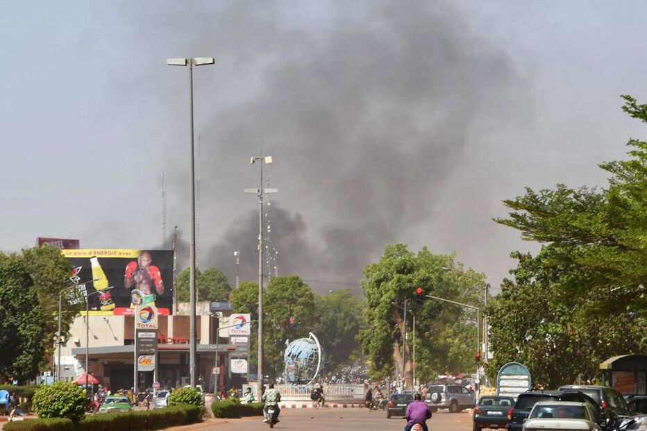 Múltiplos ataques na capital do Burkina Faso