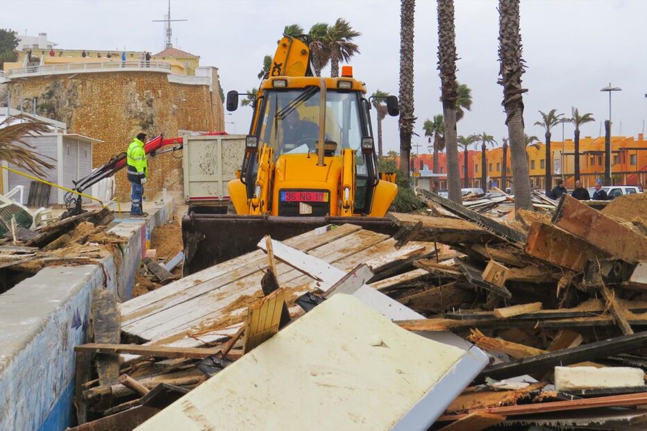Mau tempo fez estragos avultados em Portimão