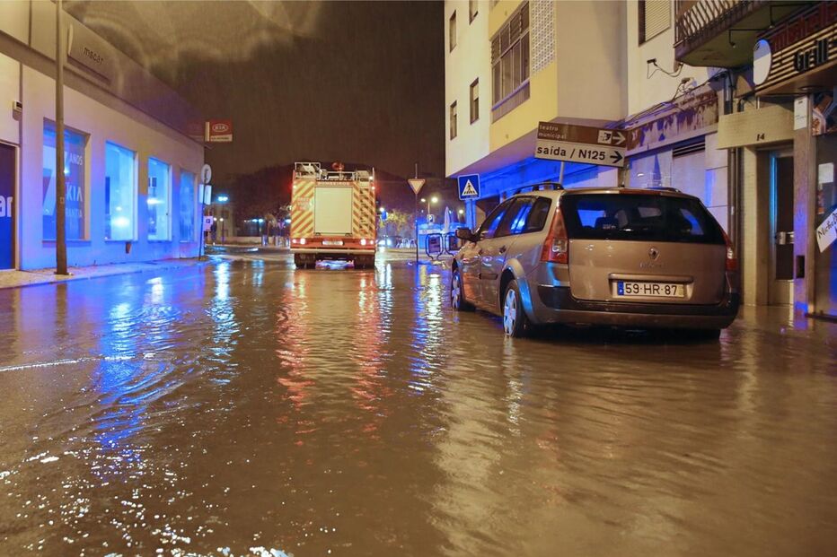 Mau tempo fez estragos avultados em Portimão