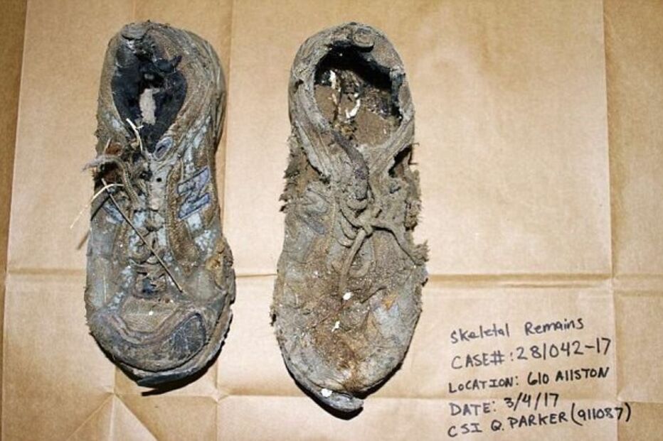 Mary Stewart Cerruti, ossadas, ossos