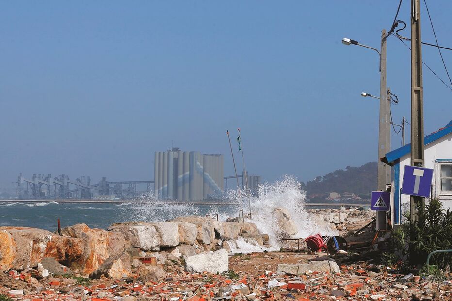 Mau tempo por todo o País