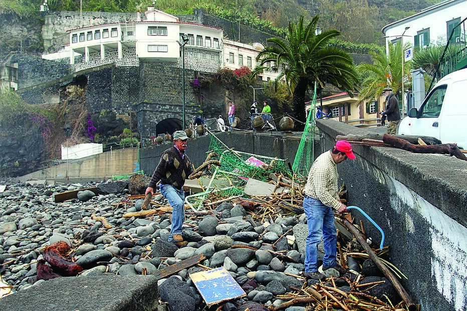 Mau tempo por todo o País