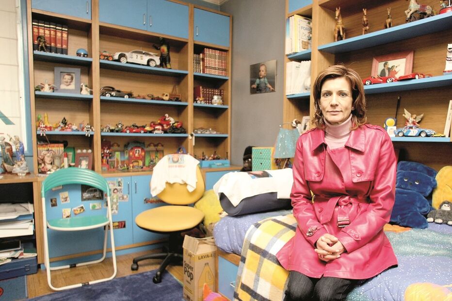 Filomena no quarto do filho que se mantém intacto, 20 anos depois do desaparecimento