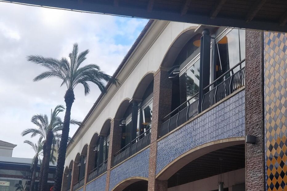 Tornado deixa rasto de destruição no Algarve