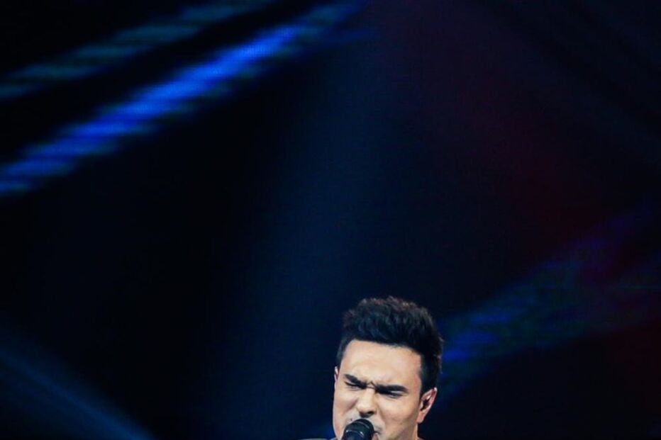 Sunset, interpretada por Peter Serrado