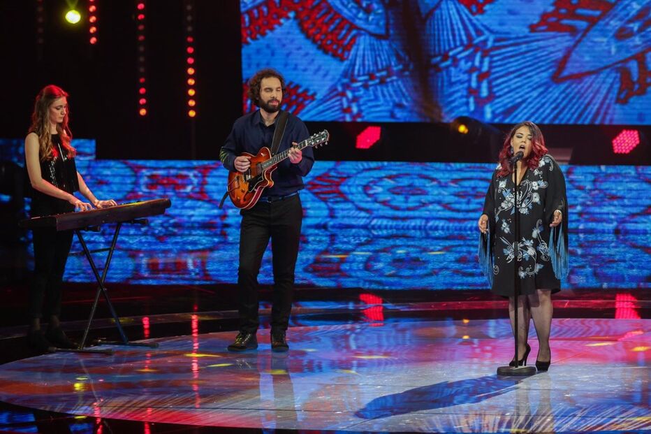 Bandeira Azul, interpretado por Maria Inês Paris
