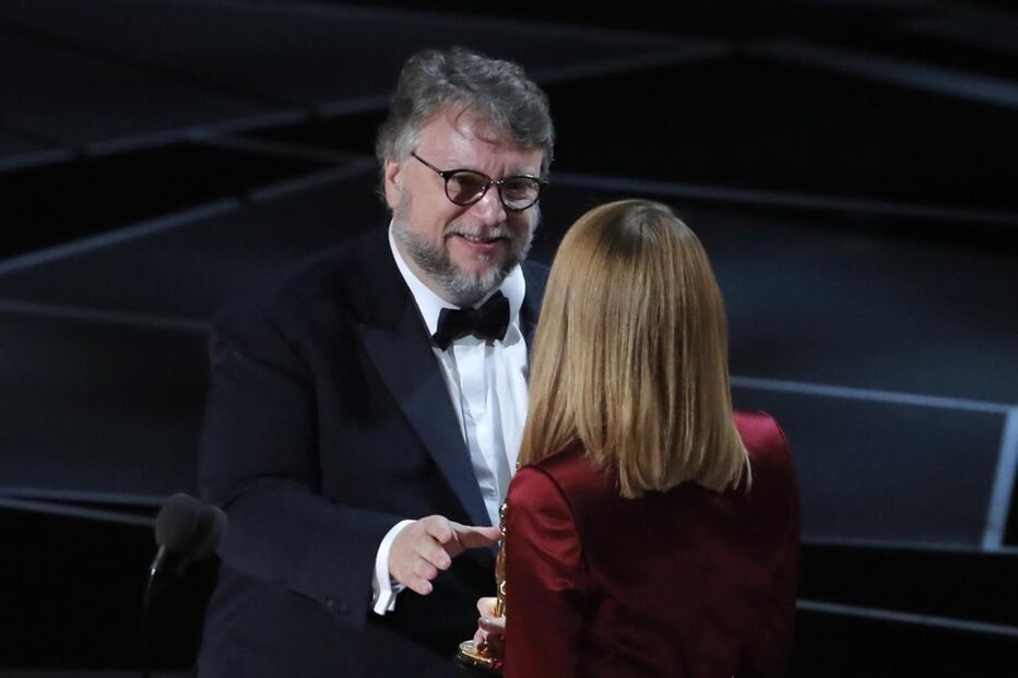 Guillermo del Toro vence 