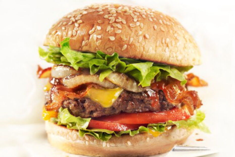 Hambúrguer é um dos pratos de carne mais consumidos no mundo