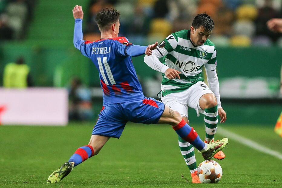 Jogadores em ação no Sporting - Plzen