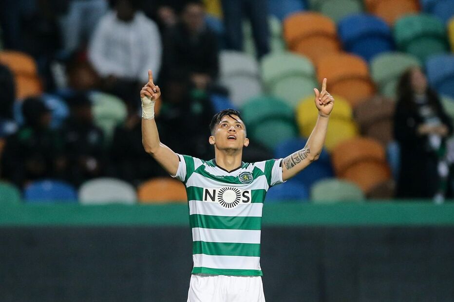 Montero celebra o golo marcado ao Plzen