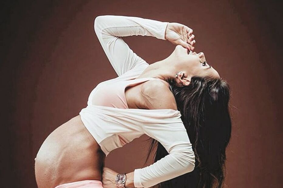 Carolina Patrocínio grávida pela terceira vez