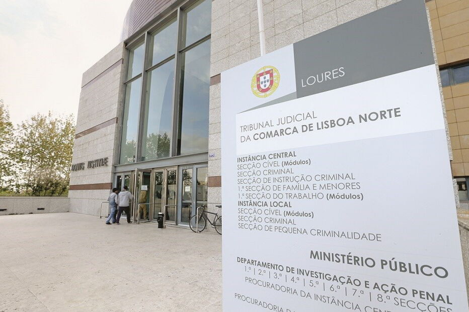 Agressor foi ouvido no Tribunal de Loures que o deixou em liberdade apesar de ter dito que ia “matar os polícias todos”