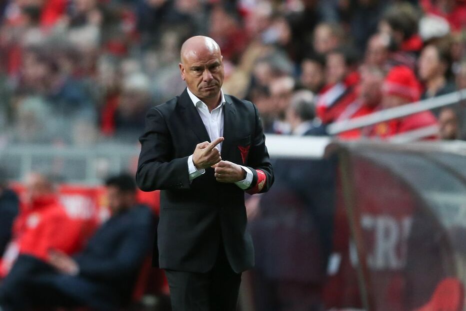 Benfica e Desportivo das Aves jogaram este sábado no Estádio da Luz
