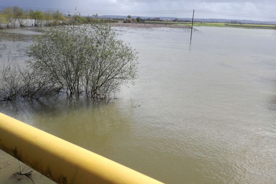Ponte sobre o Rio Alviela
