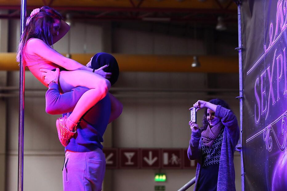 Portugueses esgotaram aulas de sexo no Eros Porto