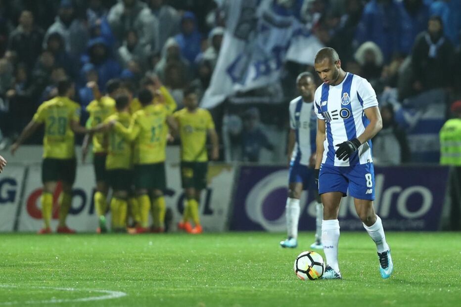 FC Porto e Paços de Ferreira jogaram este domingo na Mata Real