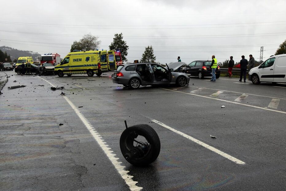 Colisão brutal na EN206, em Fafe, mata jovem e fere bebé