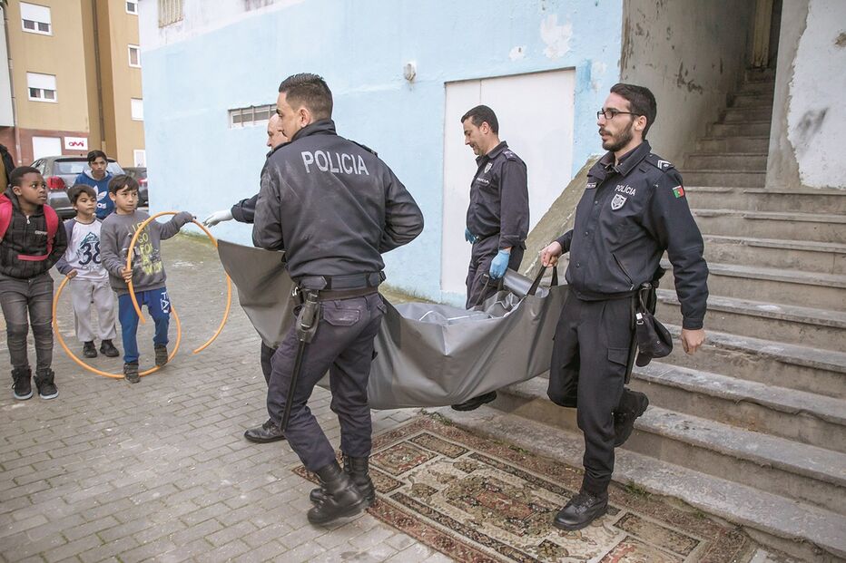 Olaias, Vitorino Guerreiro, crime, morte, assassinato, assassinado, filha, corpo, facadas, agressão