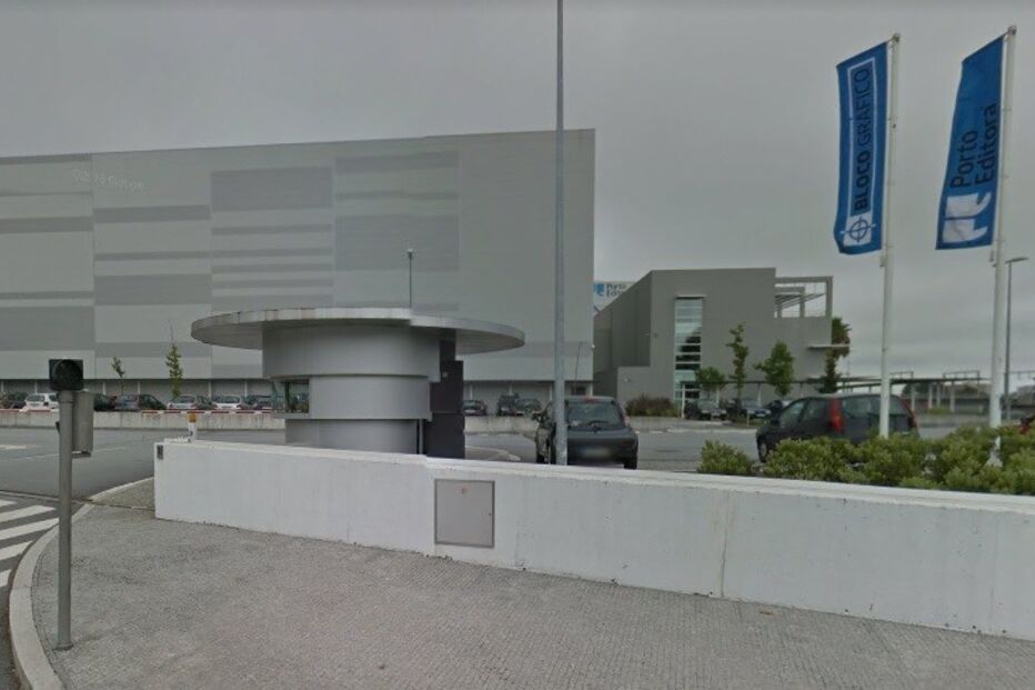 Fábrica da Porto Editora na Maia