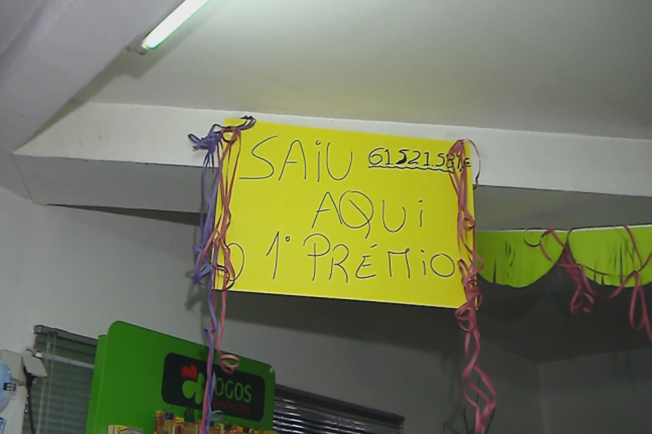 Margarida Ribeiro, do Café Ribeiro, em Famalicão, onde saiu bilhete vencedor do Euromilhões