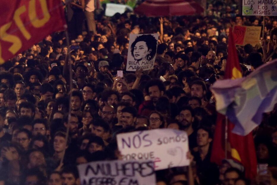 Milhares saíram à rua no Rio de Janeiro para homenagear Marielle Franco
