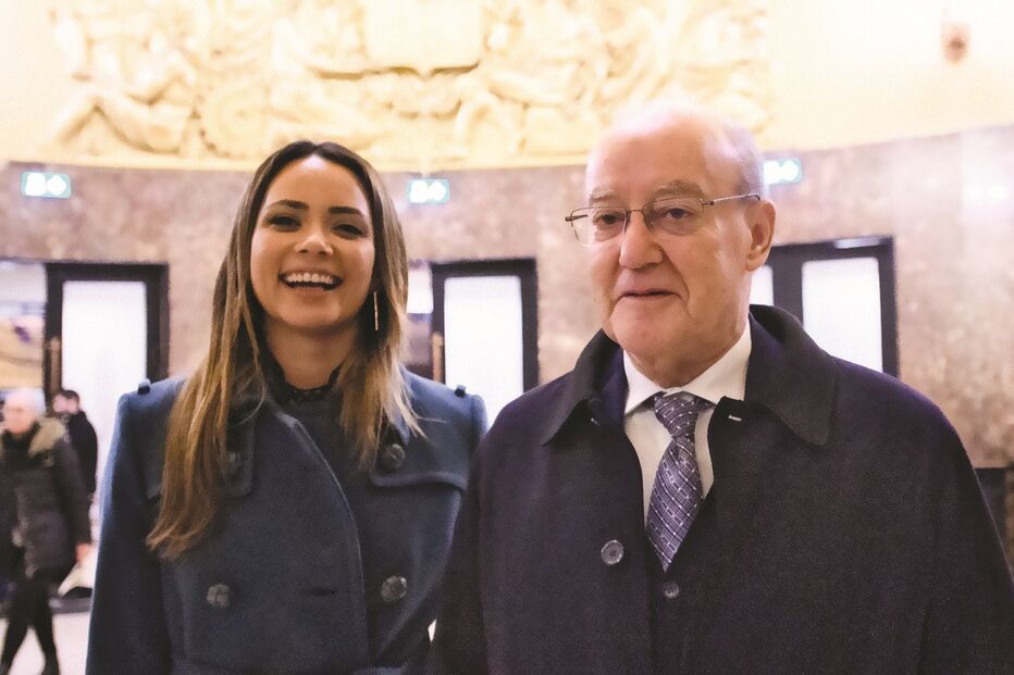 Pinto da Costa e Fernanda no Coliseu do Porto novamente apaixonados