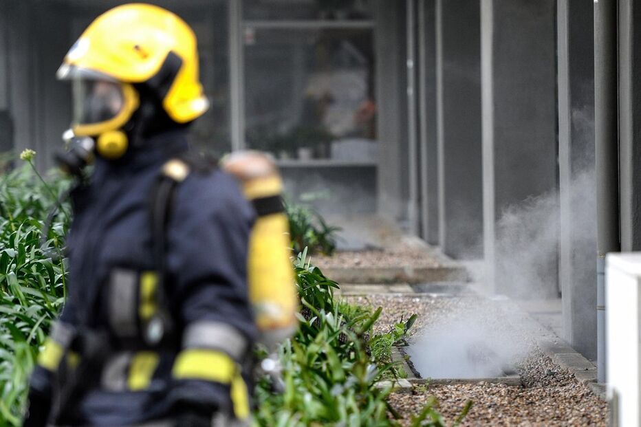 Prédio evacuado devido a incêndio em Leça da Palmeira